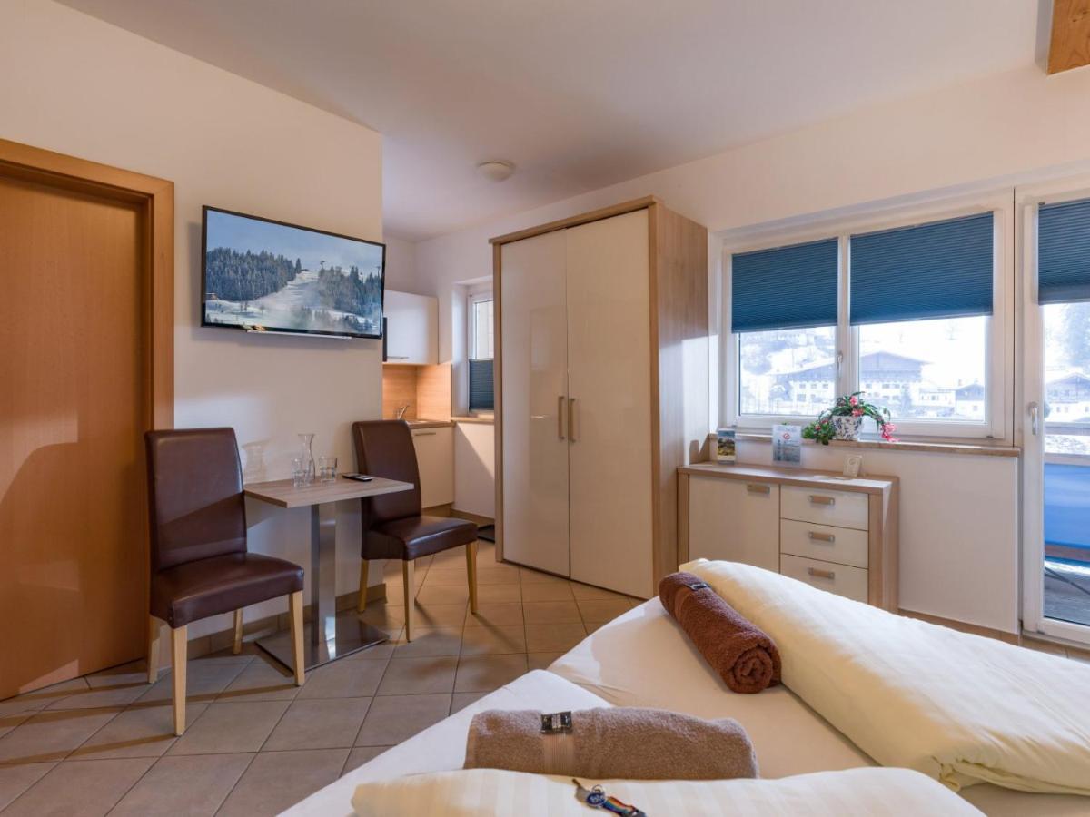 Haus Romeo Alpine Gay Resort - Men 18+ Only Scheffau am Wilden Kaiser Bagian luar foto